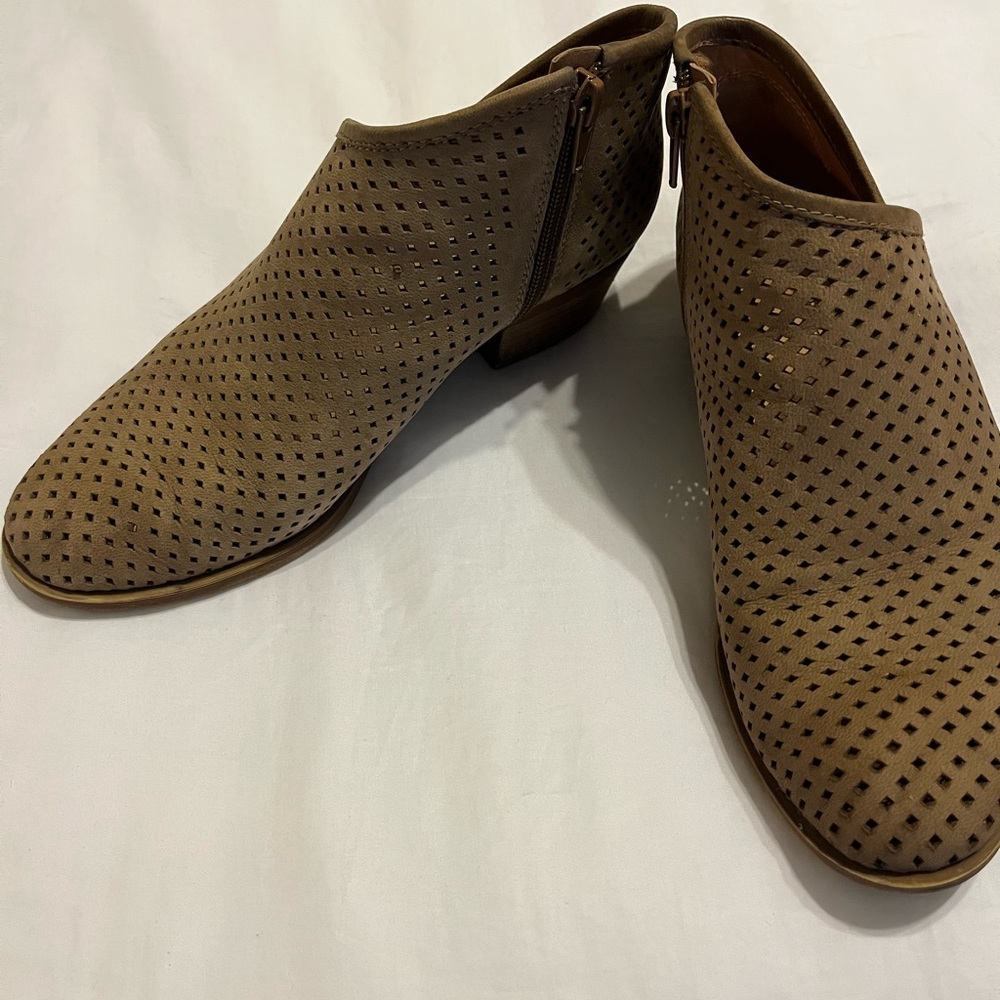 Lucky Brand Ankle Booties